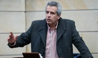 Luis Fernando Velasco, ministro del Interior.