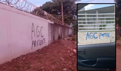 Los grafitis a nombre de las Autodefensas Gaitanistas de Colombia que aparecieron en Pueblo Bello