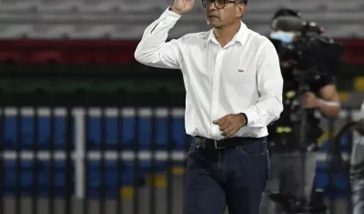 Pompilio Páez apenas dirigió siete partidos en Jaguares.