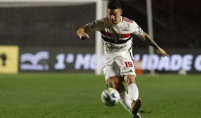 James Rodríguez jugó todo el partido contra Fortaleza. 