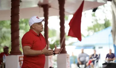 El candidato Fabián Bonett.