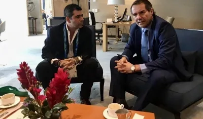 Alex Char y Neven Ilic, presidente de Panam Sports.