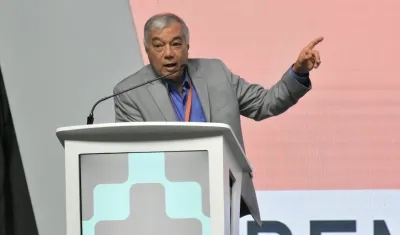 César Ferrari, Superintendente Financiero