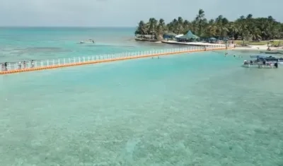 Haynes Cay, una pequeña isla al lado del Acuario en el archipiélago de San Andrés.