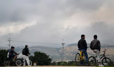 Jóvenes en Bogotá. Imagen referencial