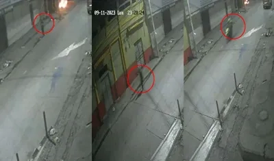 El momento exacto en que adolescente rocía gasolina y prende fuego 
