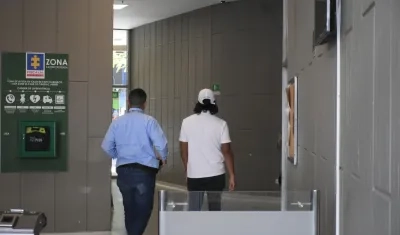 Nicolás Petro en la Fiscalía General de la Nación.