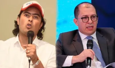 Nicolás Petro y el fiscal Francisco Barbosa.