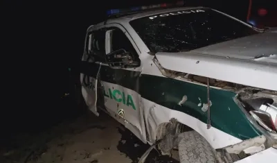 Patrulla afectada por el explosivo. 