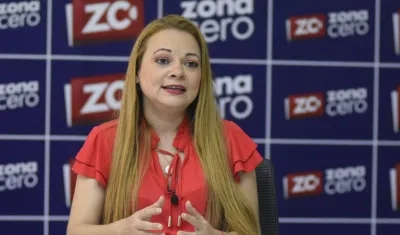 Alejandra Moreno Astwood, candidata a la Asamblea del Atlántico por el Pacto Histórico, en la visita a Zona Cero