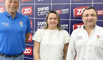 El alto consejero para la convivencia, Manuel Díaz, la directora del Tránsito, Susana Cadavid, y el secretario del Interior del Atlántico, Yesid Turbay