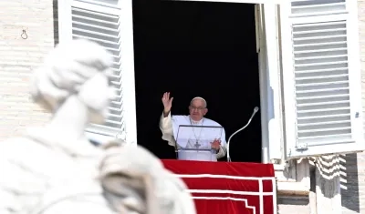 El Papa Francisco durante un discurso a la Plaza de San Pedro en el Vaticano.