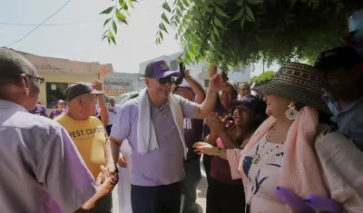 Samuel Santander Lopesierra el día de su inscripción a la Alcaldía de Maicao