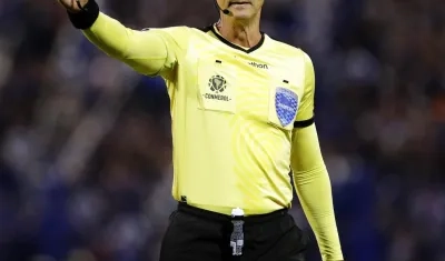 Wilmar Roldán, árbitro internacional colombiano.