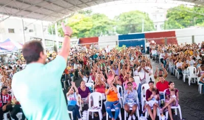 Alfredo Varela hablando sobre la cultura en el Atlántico.