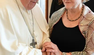 La Enviada Especial de EE.UU. para monitorear y combatir el antisemitismo, Deborah Lipstadt, se reunió hoy con el Papa