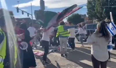 Enfrentamientos entre simpatizantes palestinos e israelíes. 