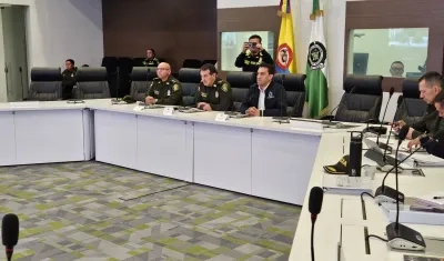 El director de la Policía William Salamanca y el Registrador Alexander Vega.
