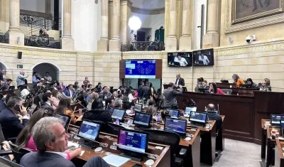 Sesiones simutáneas de Senado y Cámara