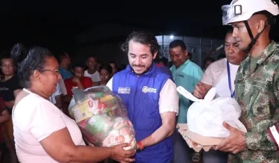 La entrega de las ayudas fue liderada por el Secretario de Gobierno Samir Serret. 