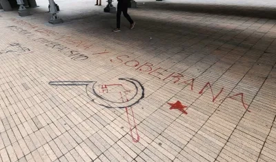 Sede de la embajada de Israel en Bogotá, vandalizada en dos ocasiones.