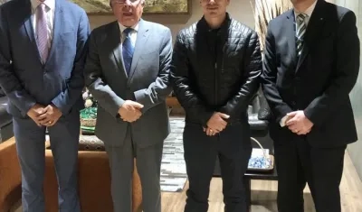 Daniel Noboa, Presidente Ecuador, y Gonzalo Ortiz, embajador de Ecuador en Colombia, en el país.