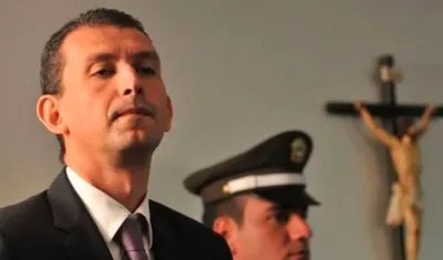 Emilio Tapia, contratista.