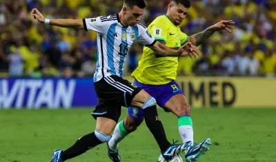 Jugadas en el partido Brasil - Argentina. 