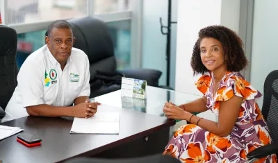 Ariel Palacios Calderón.