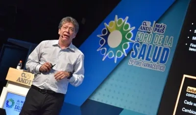 Bruce Mac Master, presidente de la Asociación Nacional de Empresarios – Andi-