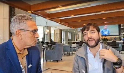 Jorge Cura y el Alcalde Jaime Pumarejo.