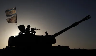 Soldados israelíes de una unidad de artillería.