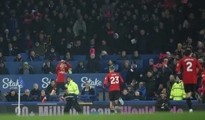 Alejandro Garnacho celebrando su golazo como lo hacía su ídolo Cristiano Ronaldo.