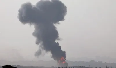 Una explosión tras un ataque aéreo en la parte norte de la Franja de Gaza.