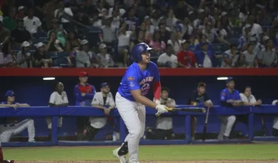 Pabel Manzanero empujó la carrera del triunfo para Caimanes. 