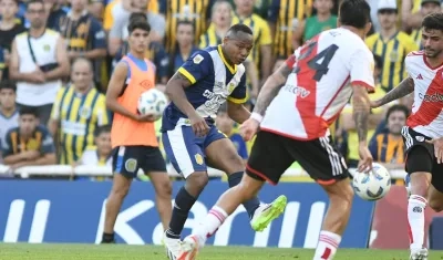 Jaminton Campaz marcó el tercer gol de Central y fue la gran figura del partido contra River Plate.