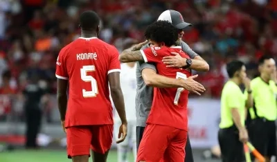 Jürgen Klopp y Luis Díaz.