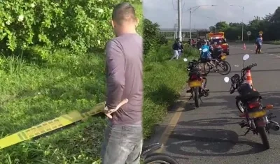Lugar donde fue hallado el motociclista muerto.