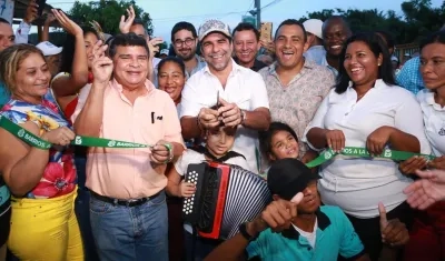 Rafael Lafont junto al Alcalde electo Alex Char.