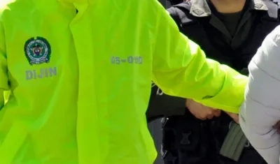 Las capturas de los policías fueron realizadas por miembros de la Dijin. 