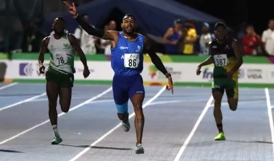 Antony Zambrano, ganador de la medalla de oro en los 400 metros. 