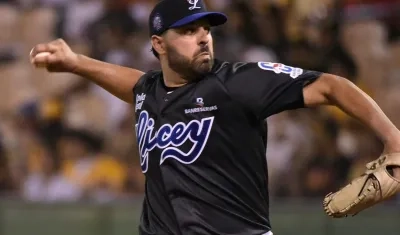 Nabil Crismatt, lanzador barranquillero de los Tigres del Licey.
