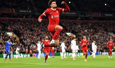 La celebración de Luis Díaz tras el gol con el que abrió el marcador para el Liverpool.