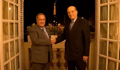 El agente nicaragüense en la Corte de La Haya, Carlos Argüello Gómez y el Canciller Álvaro Leyva.