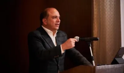 El Defensor del Pueblo, Carlos Camargo.