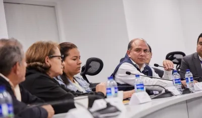 El Defensor del Pueblo, Carlos Camargo.