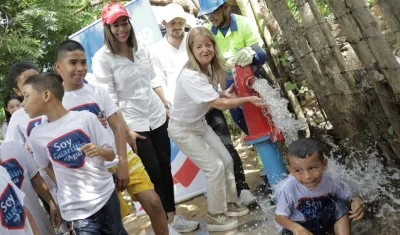 La Gobernadora Elsa Noguera.