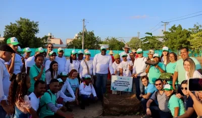 Huertas comunitarias en el barrio Las Gardenias. 