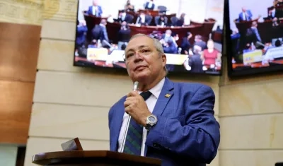 Iván Leonidas Name, presidente del Senado