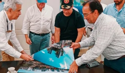 El alcalde electo, Alex Char, con empresarios de las firmas Arquitectura y Concreto, AED, Contexto Urbano, Urbanum y Corpacero